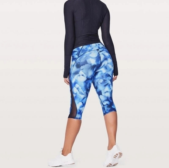 Lululemon Train Times Capri Leggings - Picture 1 of 3